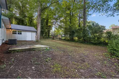 499 Queen Aliese Lane, Jonesboro, GA 30236 - Photo 33