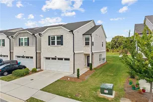 1752 Villageside Ct, Lawrenceville, GA 30043 - Photo 1