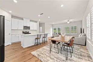 1752 Villageside Ct, Lawrenceville, GA 30043 - Photo 3