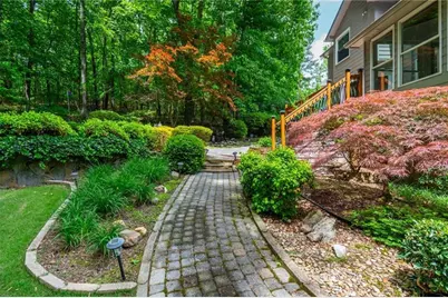 1429 Shadowrock Ct, Marietta, GA 30062 - Photo 5