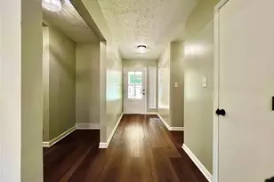 2034 Corners Cir, Lithonia, GA 30058 - Photo 5