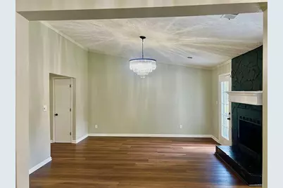 2034 Corners Circle, Lithonia, GA 30058 - Photo 9