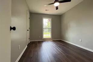 2034 Corners Cir, Lithonia, GA 30058 - Photo 21