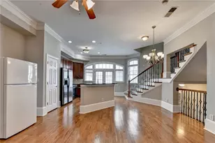 813 Clifton Heights Ln NE, Atlanta, GA 30329 - Photo 7