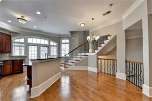 813 Clifton Heights Ln NE, Atlanta, GA 30329 - Photo 9