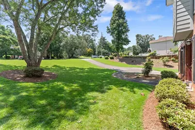 6413 Farm Ridge Court, Flowery Branch, GA 30542 - Photo 3