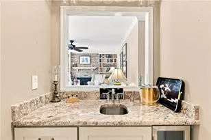9173 Eves Cir, Roswell, GA 30076 - Photo 17