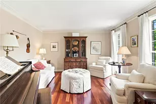 9173 Eves Cir, Roswell, GA 30076 - Photo 11