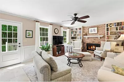 9173 Eves Circle, Roswell, GA 30076 - Photo 9