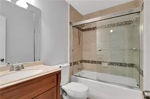 1452 Briaroaks Trail NE, Atlanta, GA 30329 - Photo 17