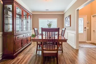 728 Austin Creek Dr, Buford, GA 30518 - Photo 5