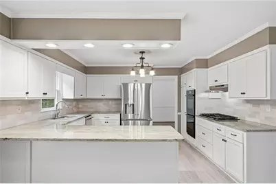 2033 Hessian Court, Stone Mountain, GA 30087 - Photo 17
