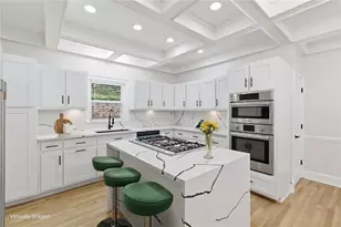 7170 Riverside Dr NW, Atlanta, GA 30328 - Photo 3