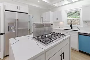 7170 Riverside Dr NW, Atlanta, GA 30328 - Photo 23