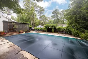 2804 Margaret Mitchell Dr NW, Atlanta, GA 30327 - Photo 19