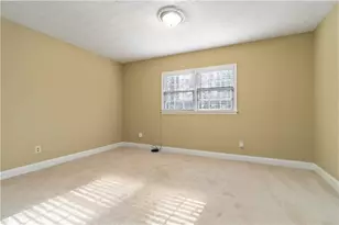 888 Chartley Dr SW, Lilburn, GA 30047 - Photo 17