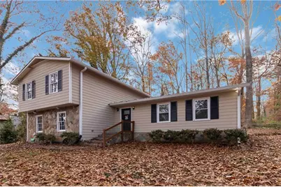 888 Chartley Drive SW, Lilburn, GA 30047 - Photo 3