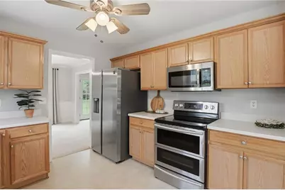 8790 Baycreek Ln, Gainesville, GA 30506 - Photo 5