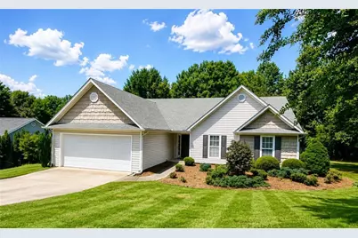 8790 Baycreek Ln, Gainesville, GA 30506 - Photo 1