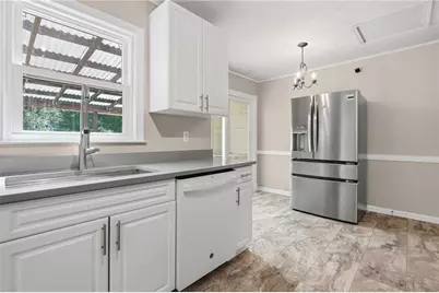 440 Hunters Cove Court, Lawrenceville, GA 30044 - Photo 15