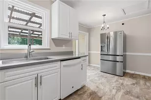 440 Hunters Cove Ct, Lawrenceville, GA 30044 - Photo 15