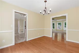440 Hunters Cove Ct, Lawrenceville, GA 30044 - Photo 11