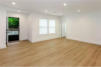 2130 Donald Lee Hollowell Parkway NW, Atlanta, GA 30318 - Photo 5