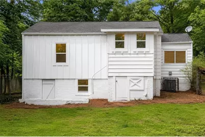2130 Donald Lee Hollowell Parkway NW, Atlanta, GA 30318 - Photo 19