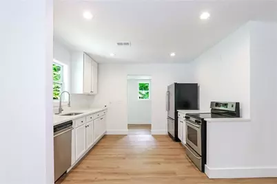2130 Donald Lee Hollowell Parkway NW, Atlanta, GA 30318 - Photo 3