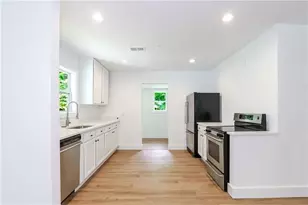 2130 Donald Lee Hollowell Pkwy NW, Atlanta, GA 30318 - Photo 3