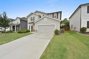 4939 Dufour Dr, Lilburn, GA 30047 - Photo 3