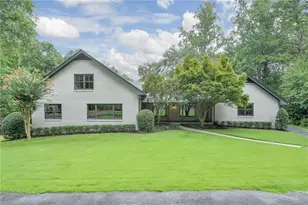 350 Shadowlawn Road SE, Marietta, GA 30067 - Photo 1