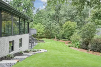 350 Shadowlawn Road SE, Marietta, GA 30067 - Photo 57