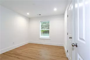 2130 Donald Lee Hollowell Pkwy NW, Atlanta, GA 30318 - Photo 17