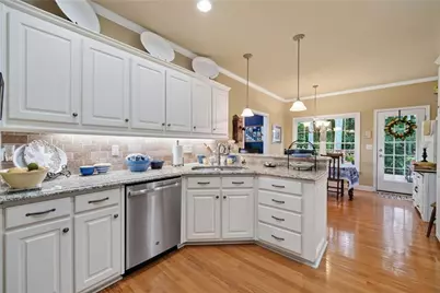 2190 Rosie Lane, Snellville, GA 30078 - Photo 13