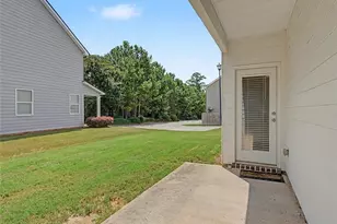 1609 Meadow Crossing, East Point, GA 30344 - Photo 23