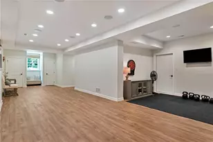 300 Chesterton Cir, Johns Creek, GA 30097 - Photo 35