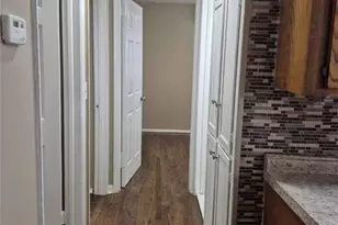 1995 Phillips Dr SE, Atlanta, GA 30315 - Photo 5