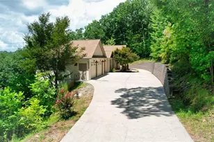 271 Highlands Dr, Clarkesville, GA 30523 - Photo 19