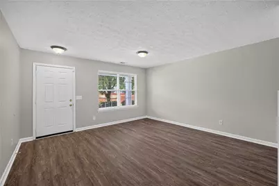 828 Bramble Way, Grayson, GA 30017 - Photo 5