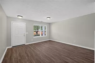 828 Bramble Way, Grayson, GA 30017 - Photo 5