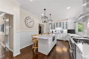 1615 Bluewater Ct, Cumming, GA 30041 - Photo 9