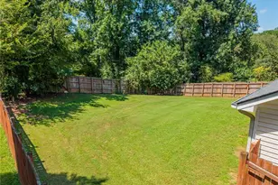 6078 Hillsdale Cir, Flowery Branch, GA 30542 - Photo 39