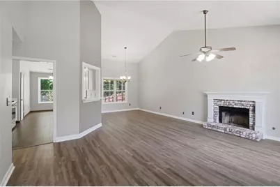 6078 Hillsdale Circle, Flowery Branch, GA 30542 - Photo 9
