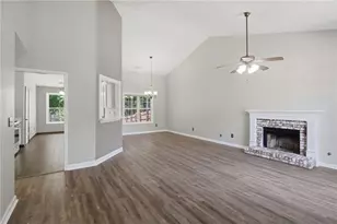 6078 Hillsdale Cir, Flowery Branch, GA 30542 - Photo 9