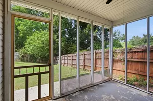 6078 Hillsdale Cir, Flowery Branch, GA 30542 - Photo 37