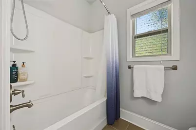 2236 Hamilton Lake Parkway, Buford, GA 30519 - Photo 19
