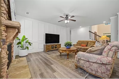 2236 Hamilton Lake Parkway, Buford, GA 30519 - Photo 9