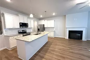 401 Lanier Cir, Woodstock, GA 30189 - Photo 9