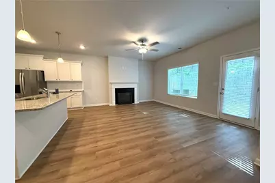 401 Lanier Circle, Woodstock, GA 30189 - Photo 13